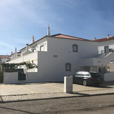 De Com Terraço, Barbecue, A/c E Wifi *