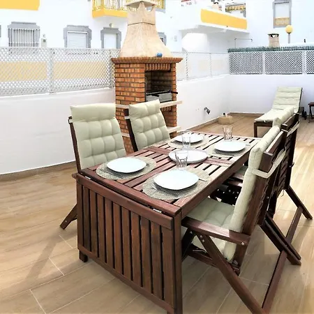 De Com Terraço, Barbecue, A/c E Wifi * Altura